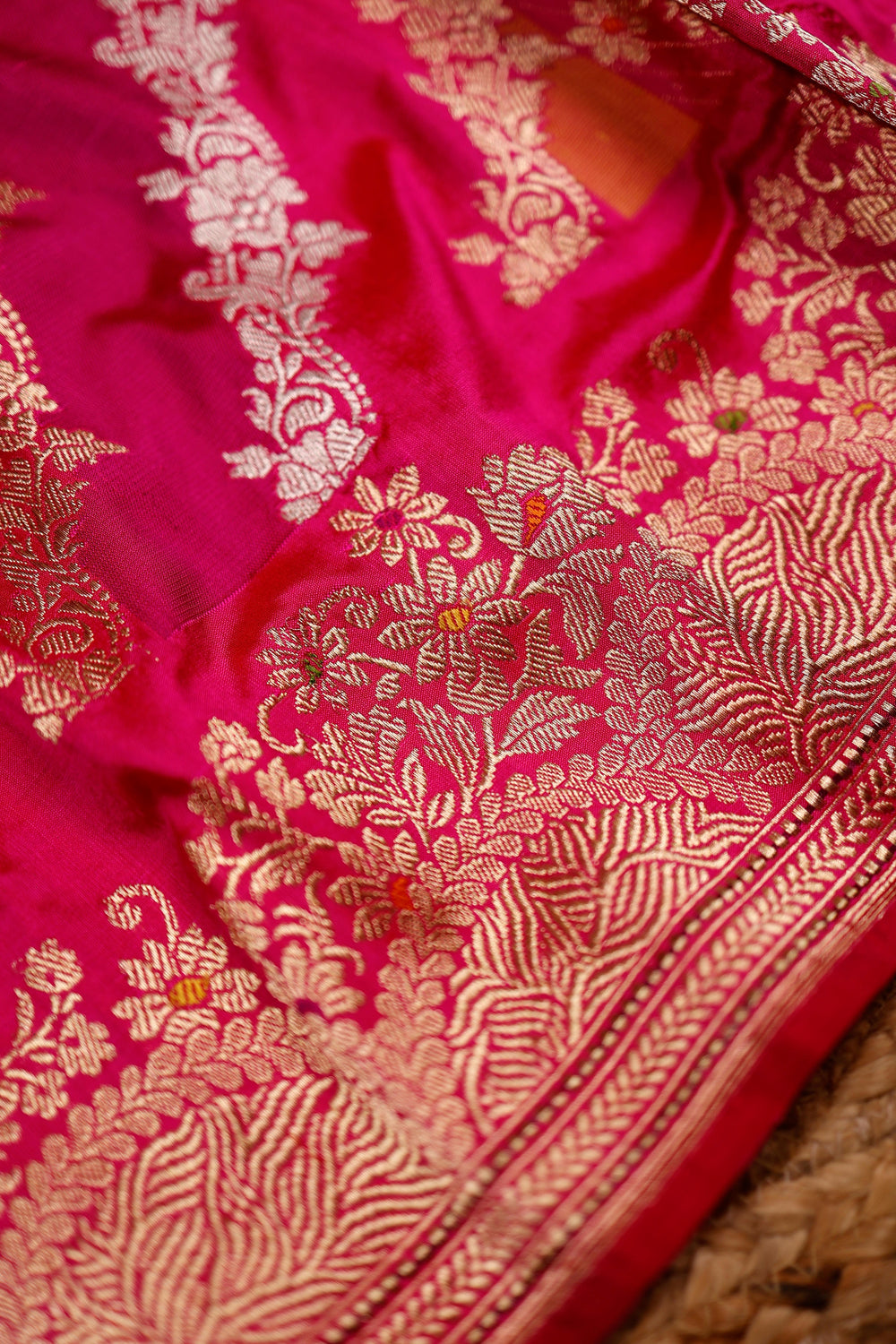 Handwoven Rangkat Banarasi Katan Silk Saree