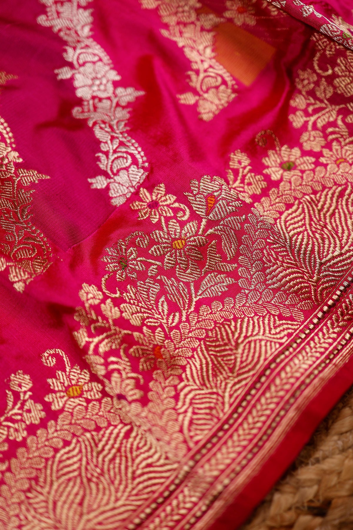 Handwoven Rangkat Banarasi Katan Silk Saree