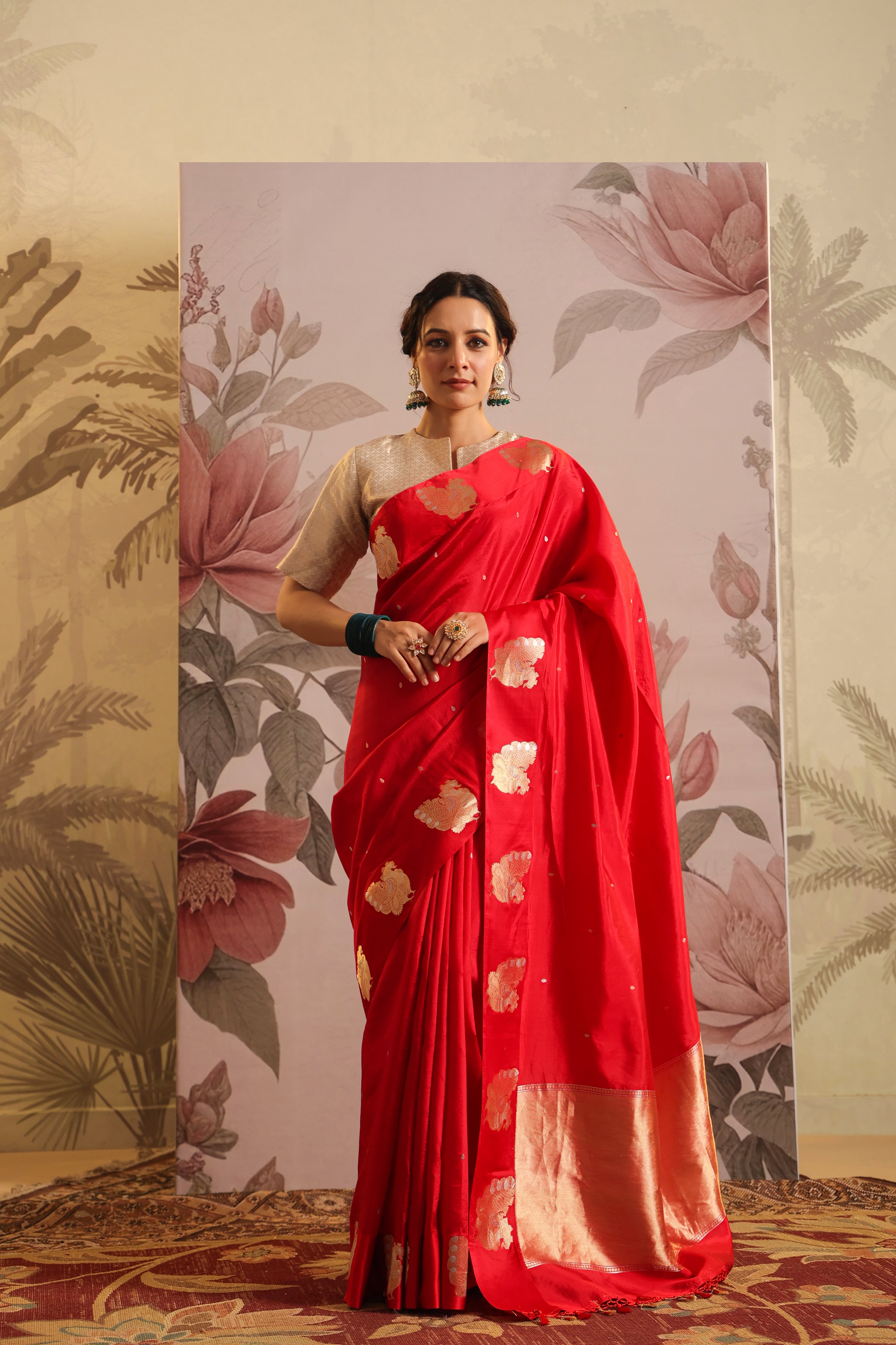 Buy Red Saree in Dola Silk With Floral Weave And Unstitched Blouse Piece  Kalki Fashion India