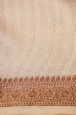 Handwoven Off white Banarasi Blended Muslin Silk Saree