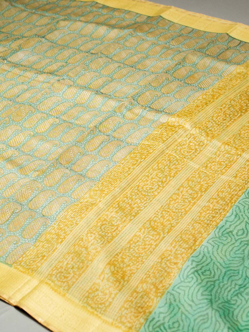 Banarasi Green Blended Cotton Silk Saree