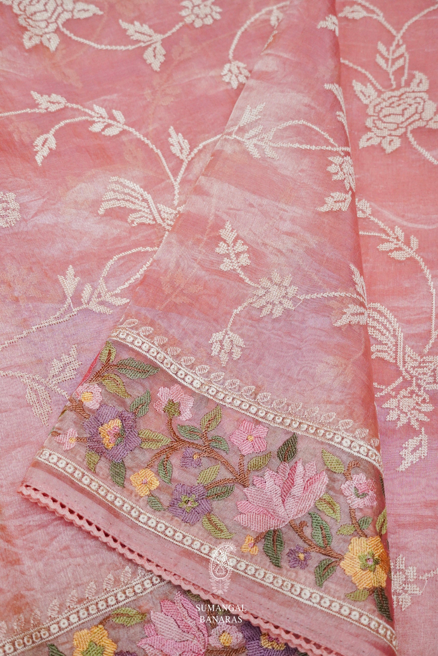 Purely handwoven munga banarasi silk saree – www.vannamayil.com