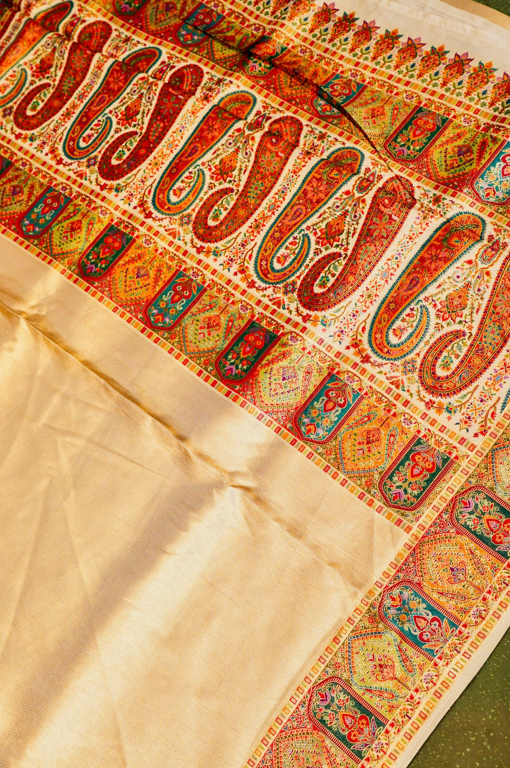Banarasi Beige Blended Moonga Silk Saree