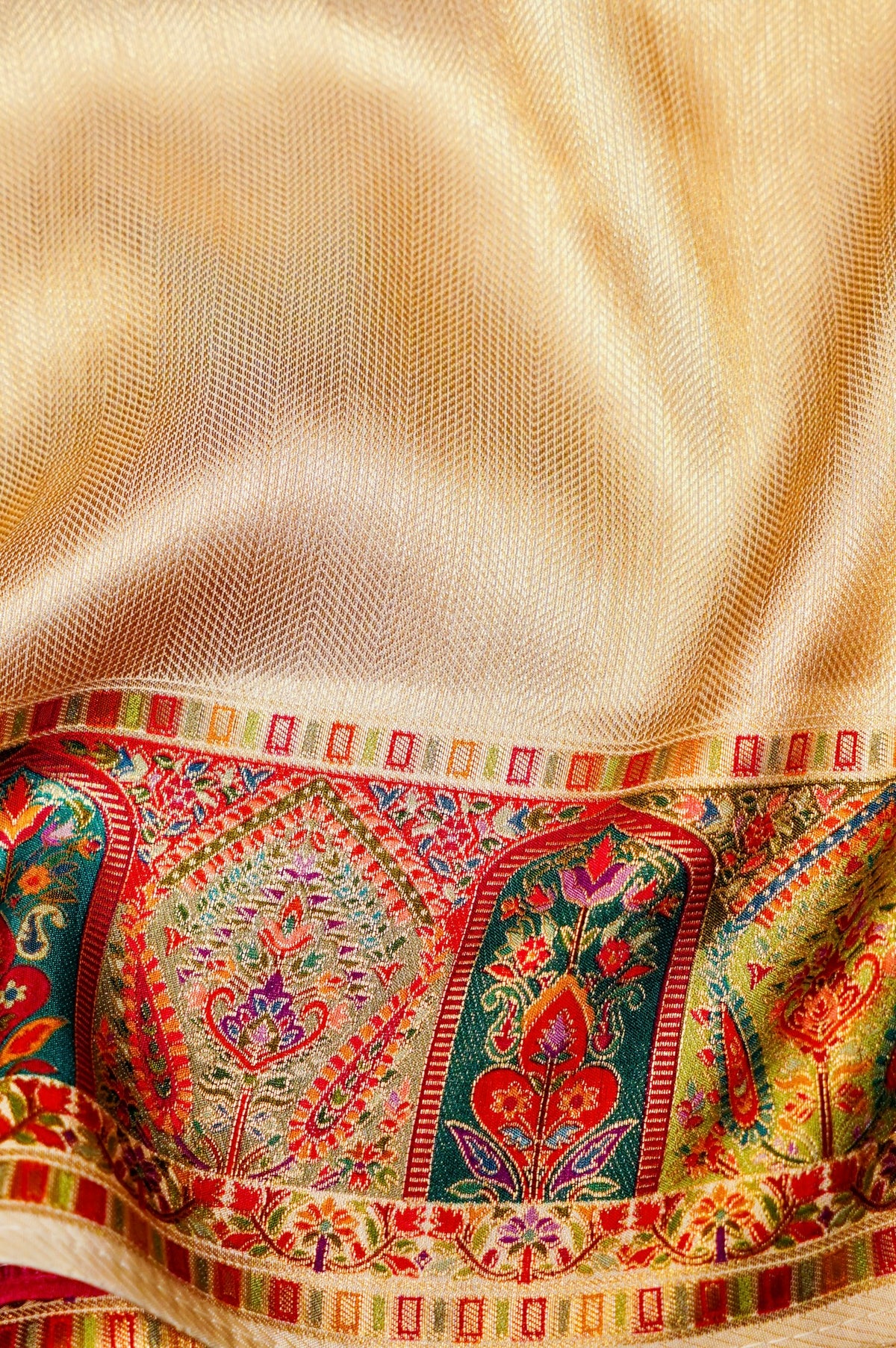 Banarasi Beige Blended Moonga Silk Saree