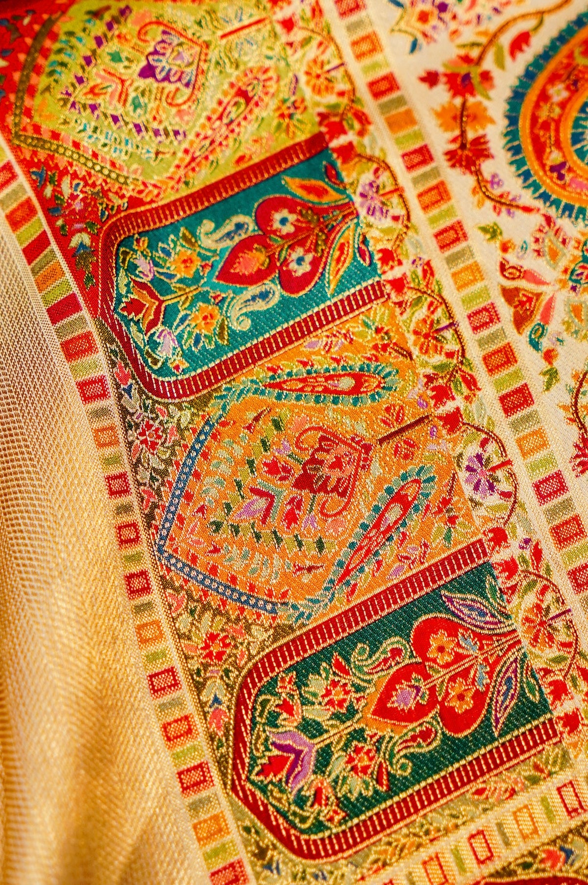 Banarasi Beige Blended Moonga Silk Saree