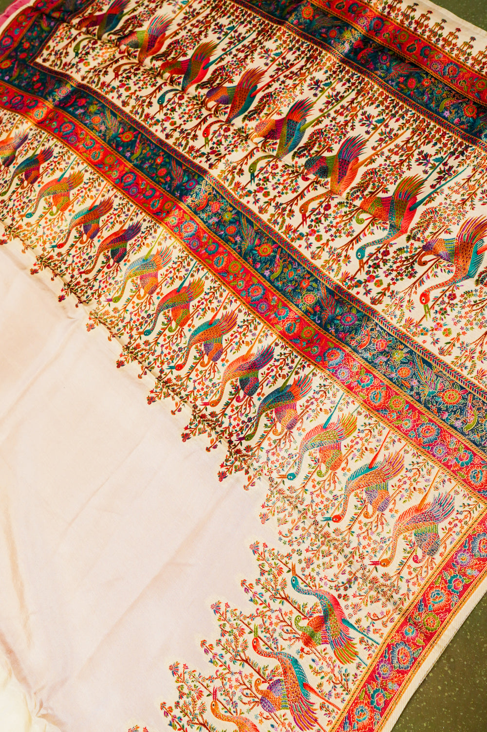 Banarasi White Blended Moonga Silk Saree