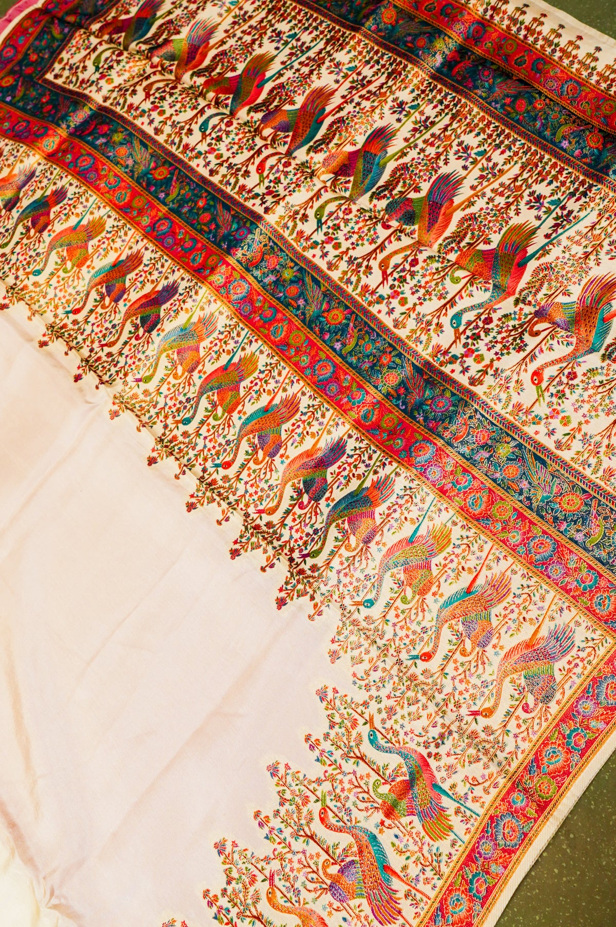 Banarasi White Blended Moonga Silk Saree