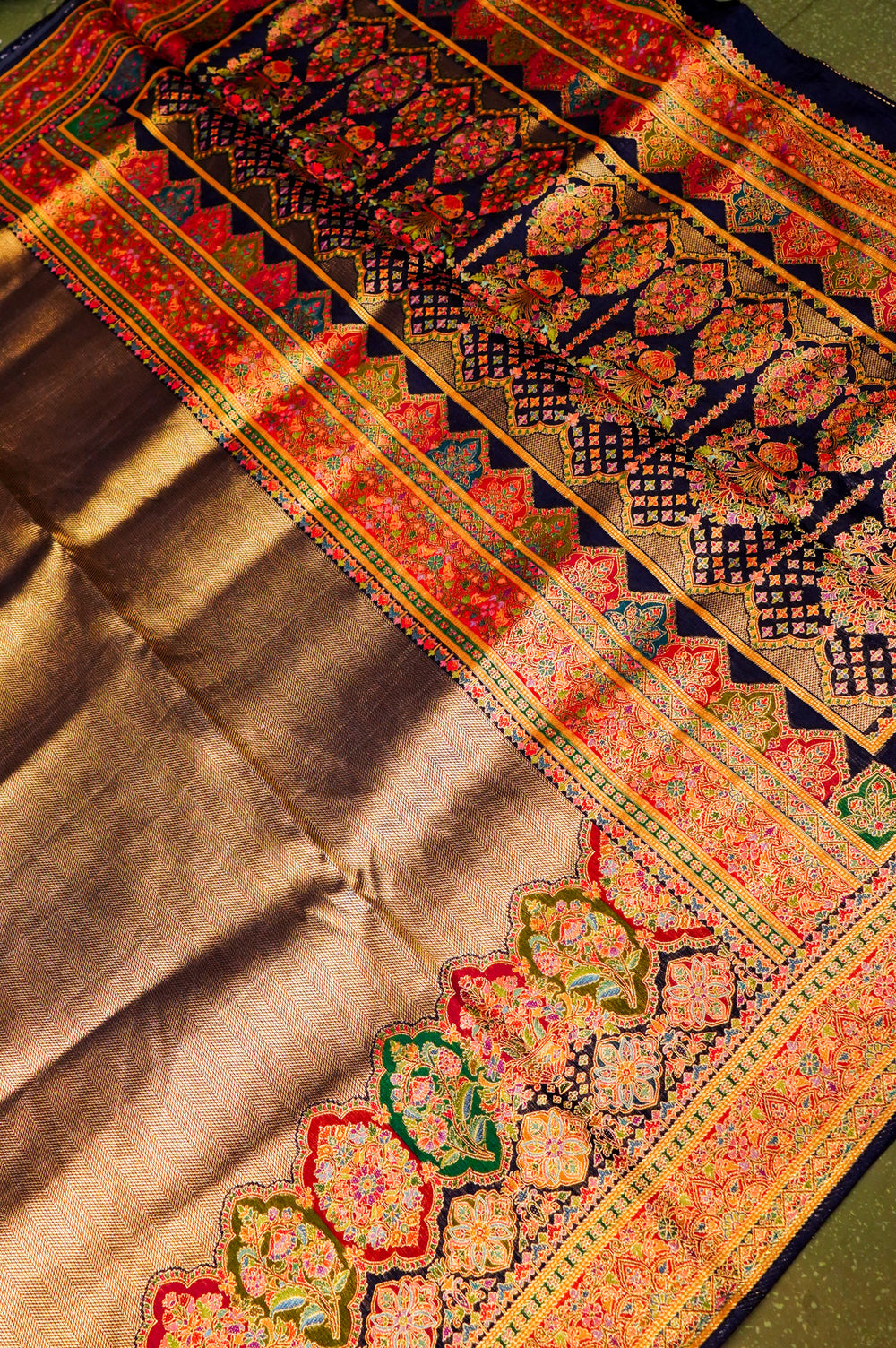 Banarasi Navy Blue Blended Moonga Silk Saree