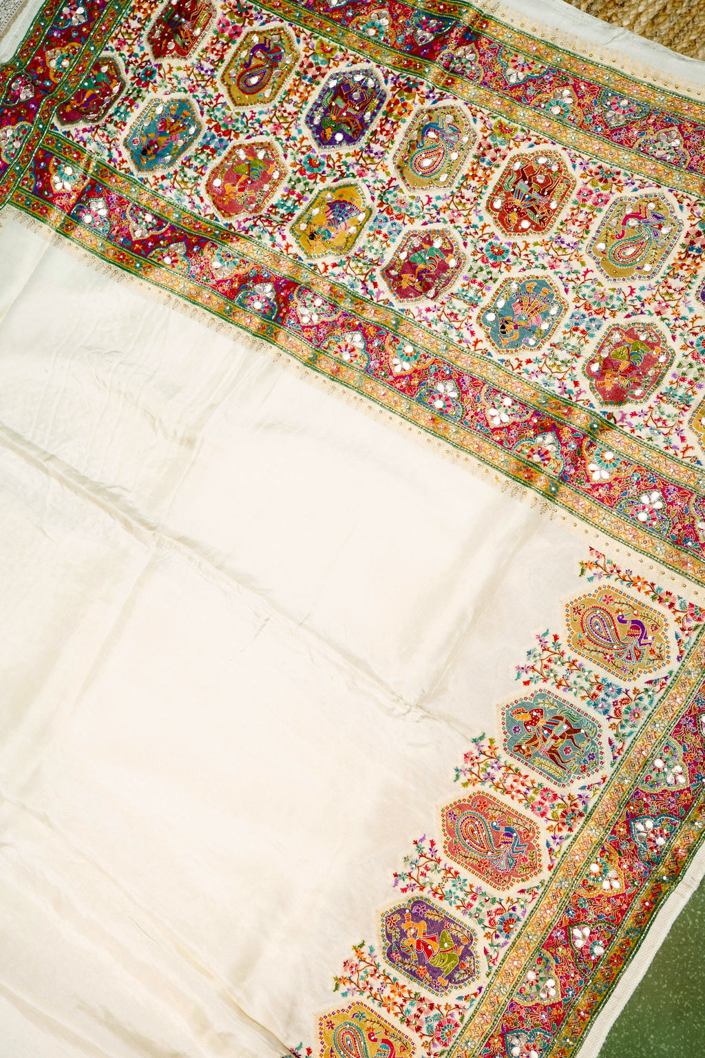 Banarasi Off White Blended Moonga Silk Saree