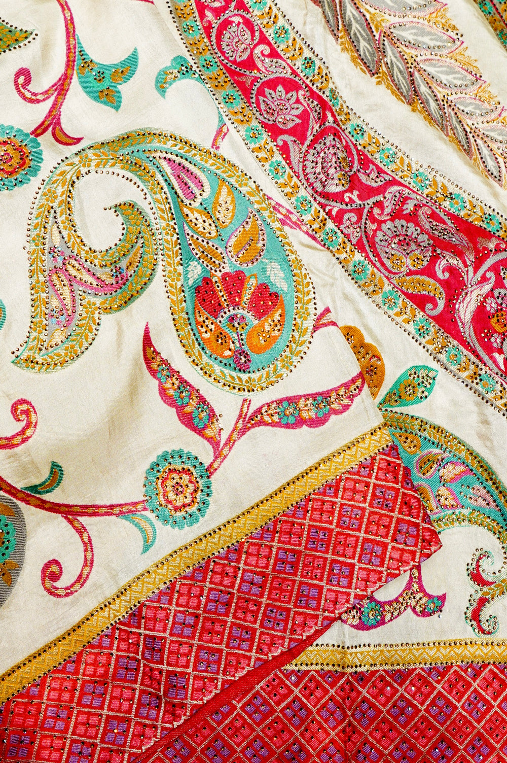 Banarasi Off White Blended Moonga Silk Saree
