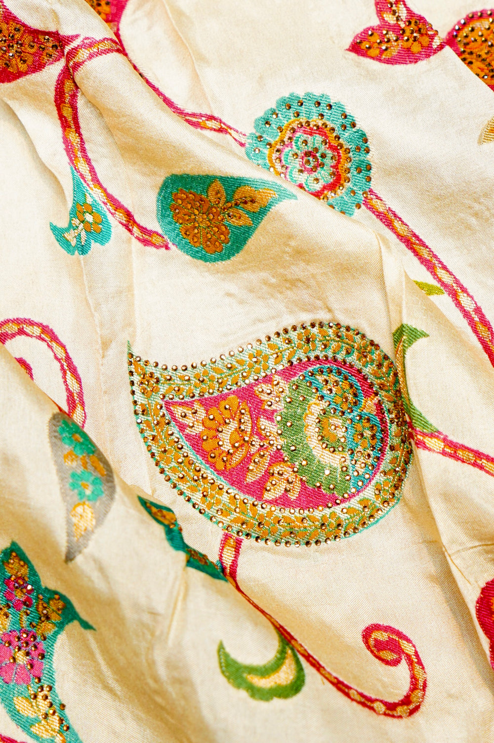 Banarasi Off White Blended Moonga Silk Saree