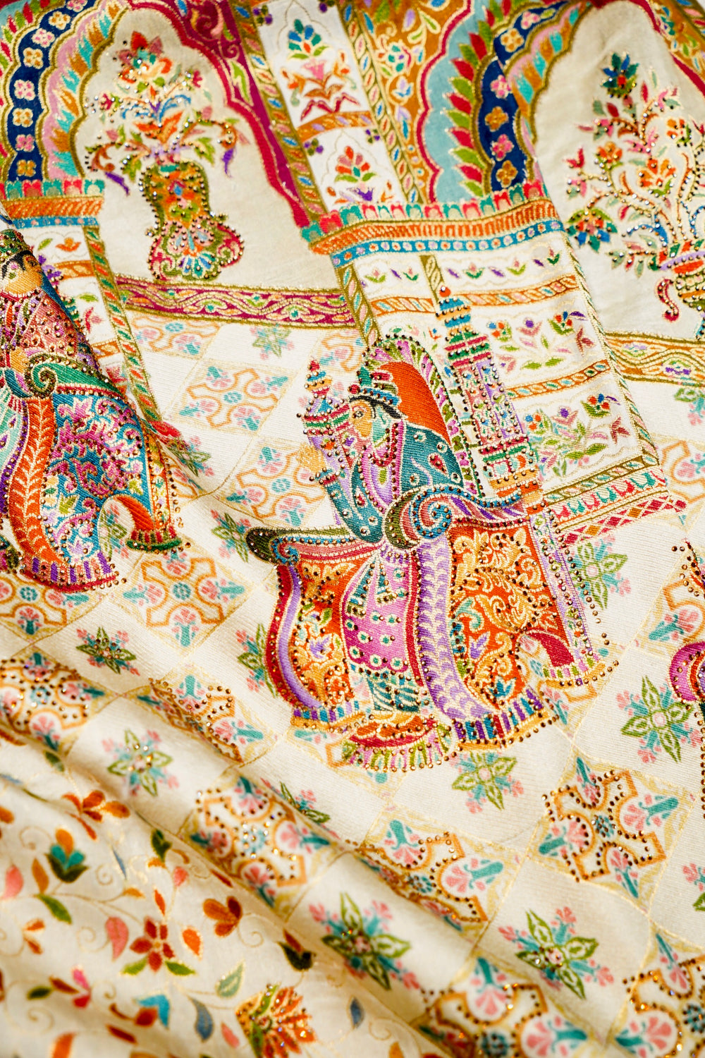 Banarasi Off White Blended Moonga Silk Saree
