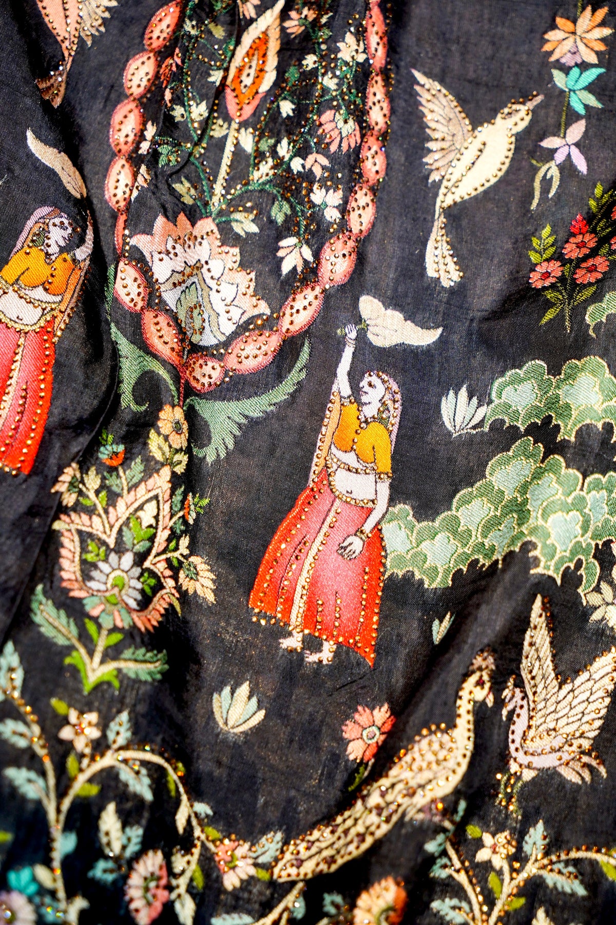 Banarasi Black Blended Moonga Silk Saree