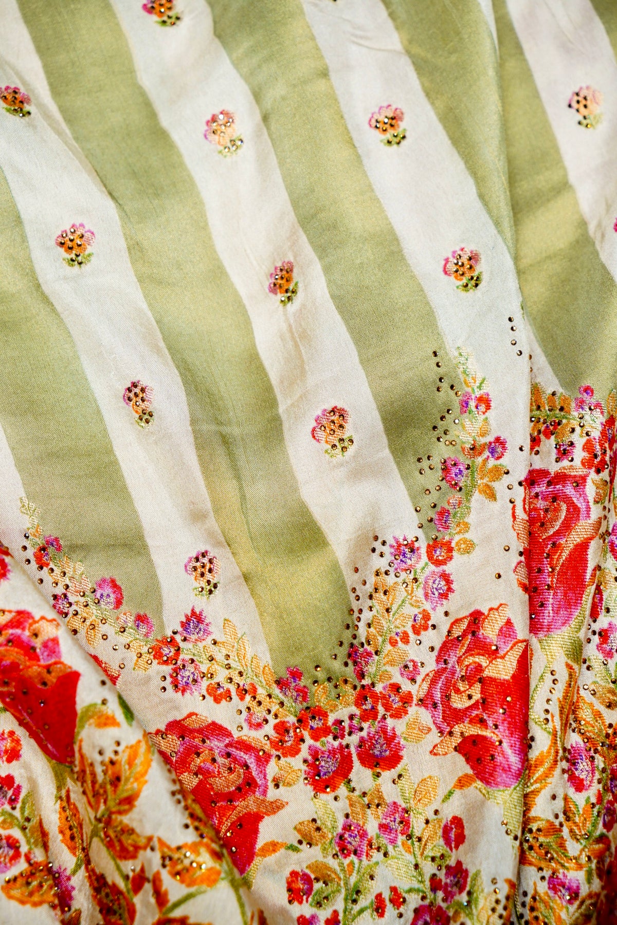 Banarasi Green Blended Moonga Silk Saree