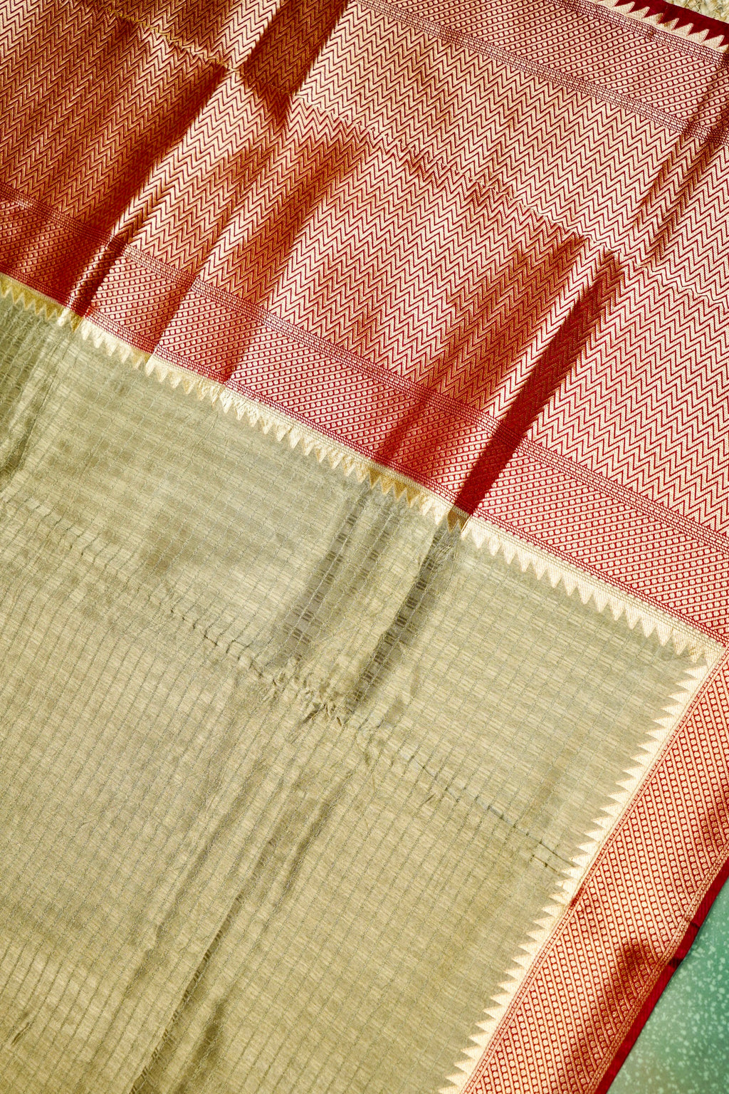 Banarasi Green Blended Moonga Silk Saree