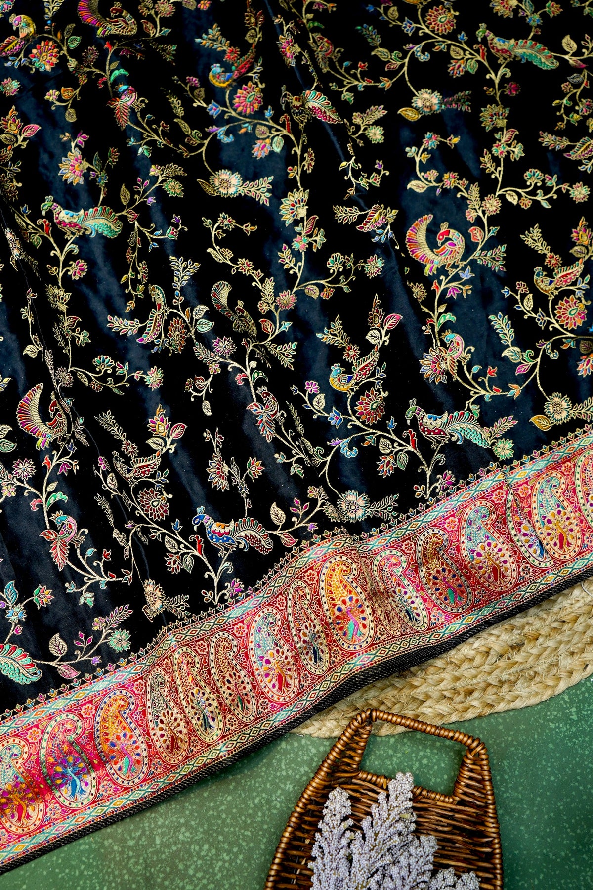 Banarasi Black Blended Gajji Silk Saree