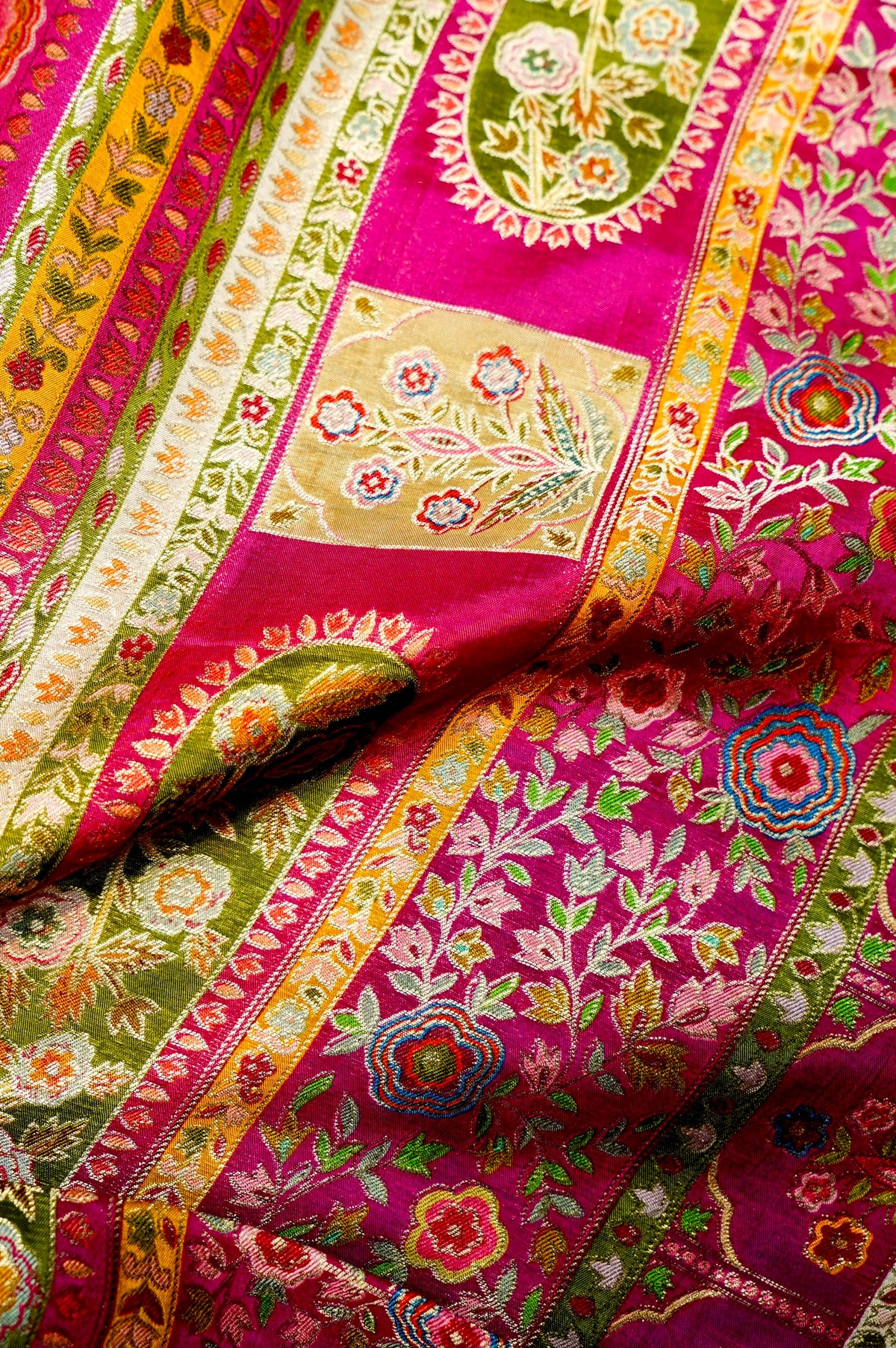 Banarasi Rani Pink Blended Moonga Silk Saree