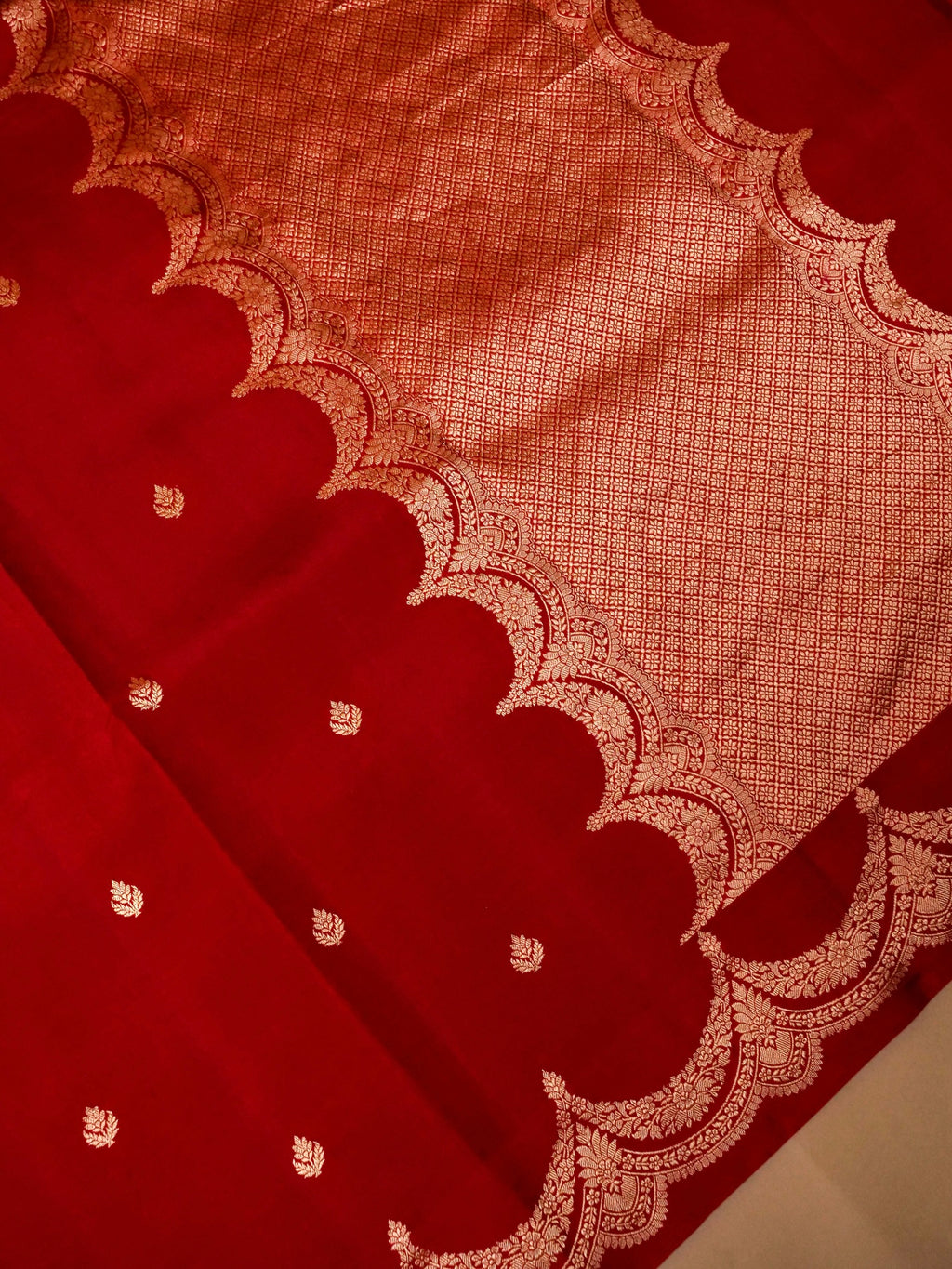 Handwoven Red Banarasi Katan Soft Silk Saree