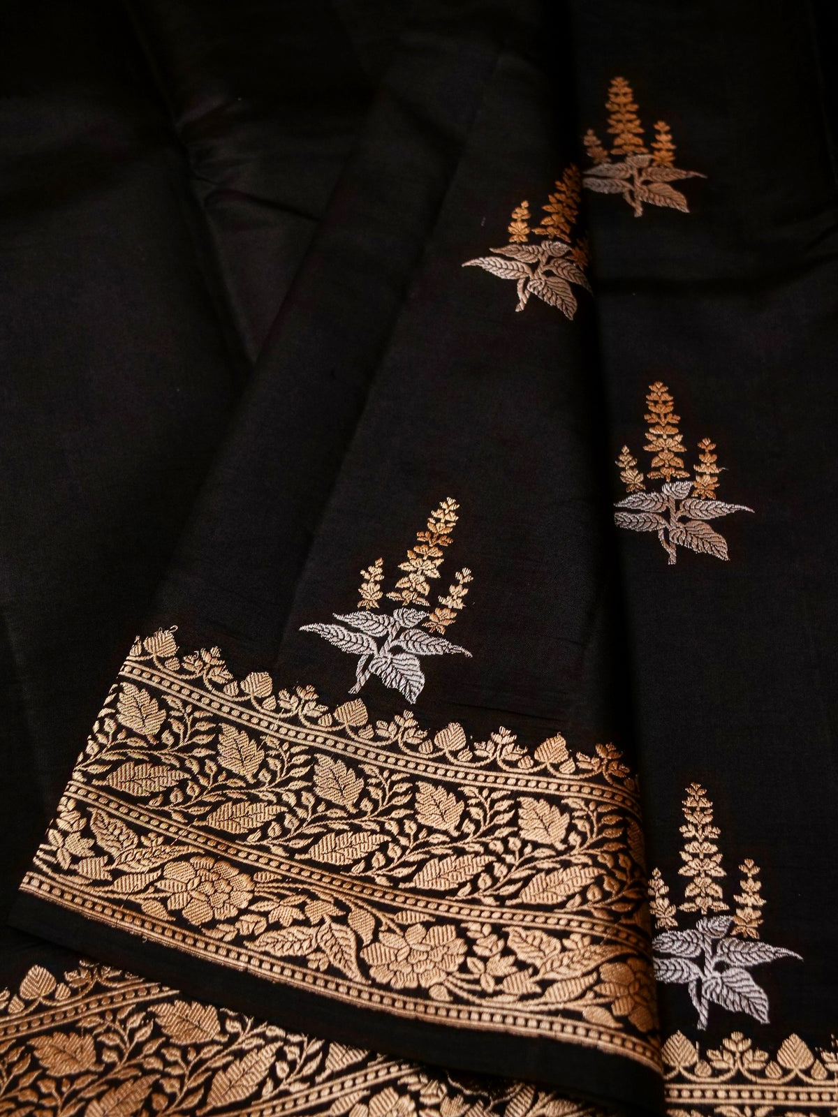 Handwoven Black Banarasi Katan Soft Silk Saree