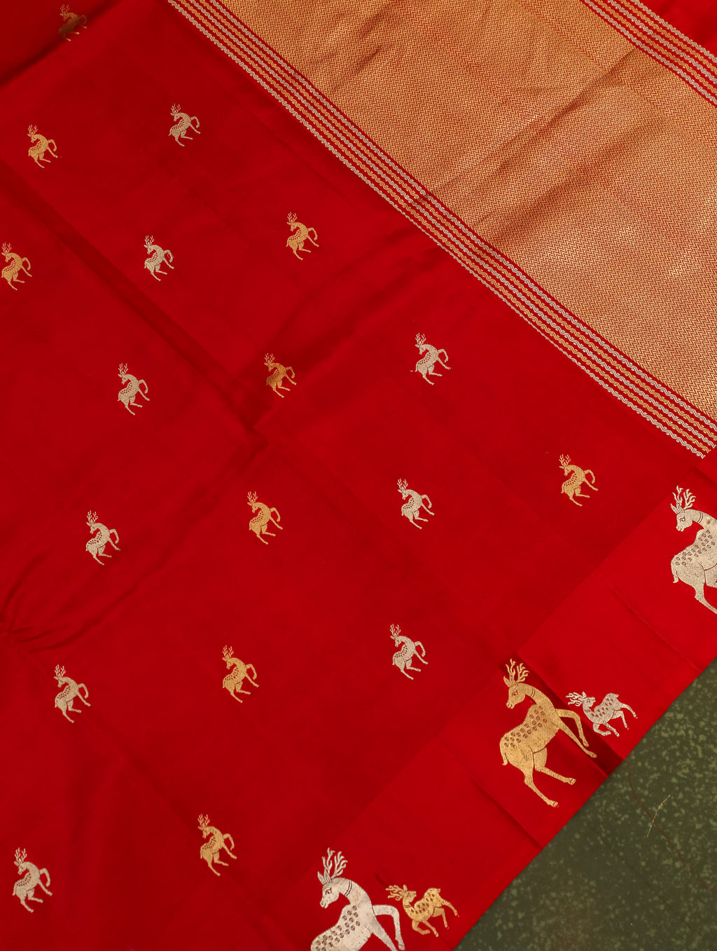 Handwoven Red Banarasi Katan Soft Silk Saree