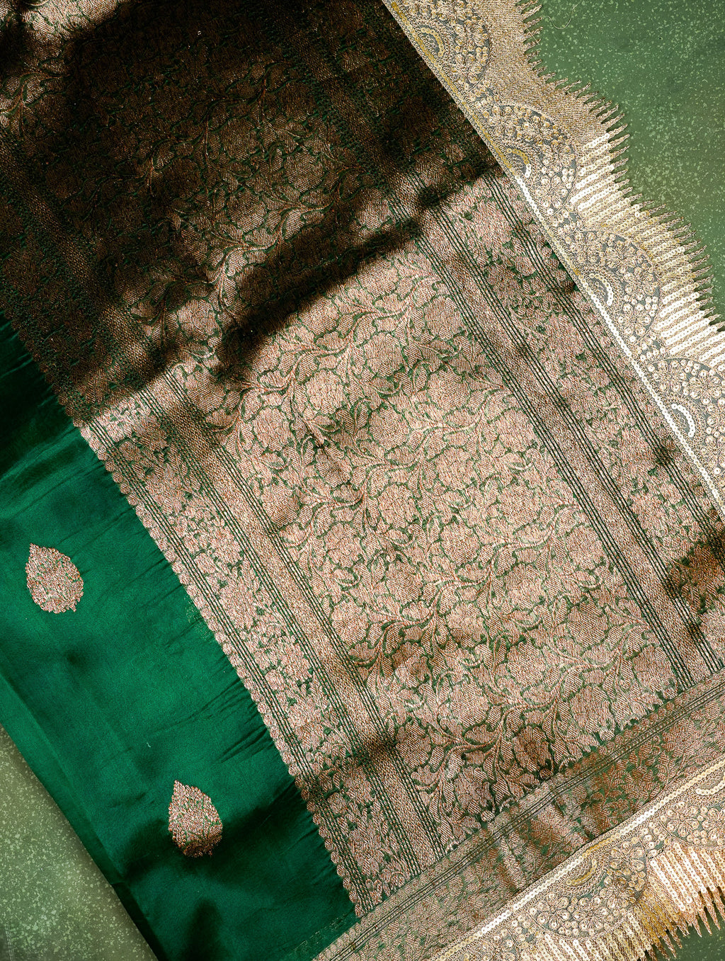 Handwoven Green Banarasi Organza Saree