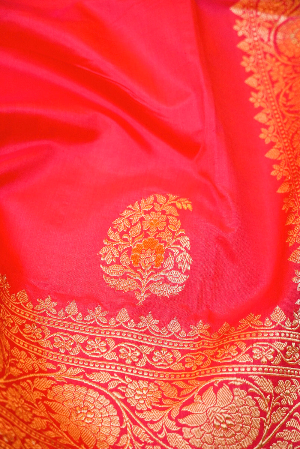 Handwoven Pinkish Red Banarasi Katan Silk Saree