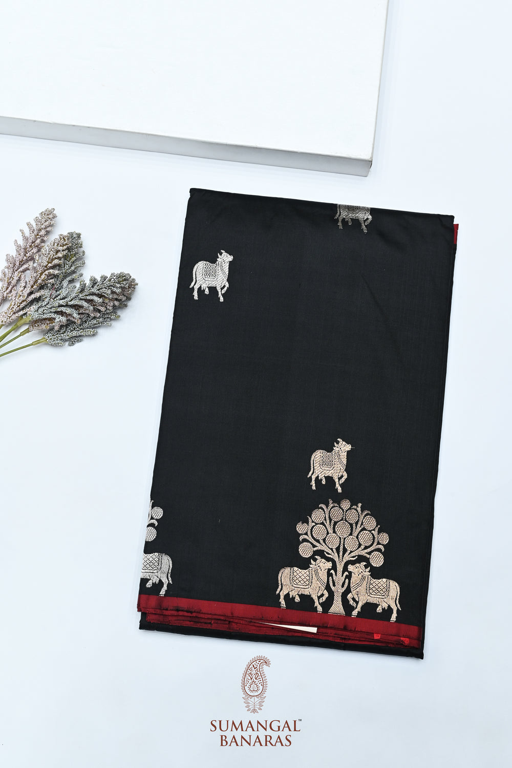 Handwoven Black Motif Banarasi katan Silk Saree