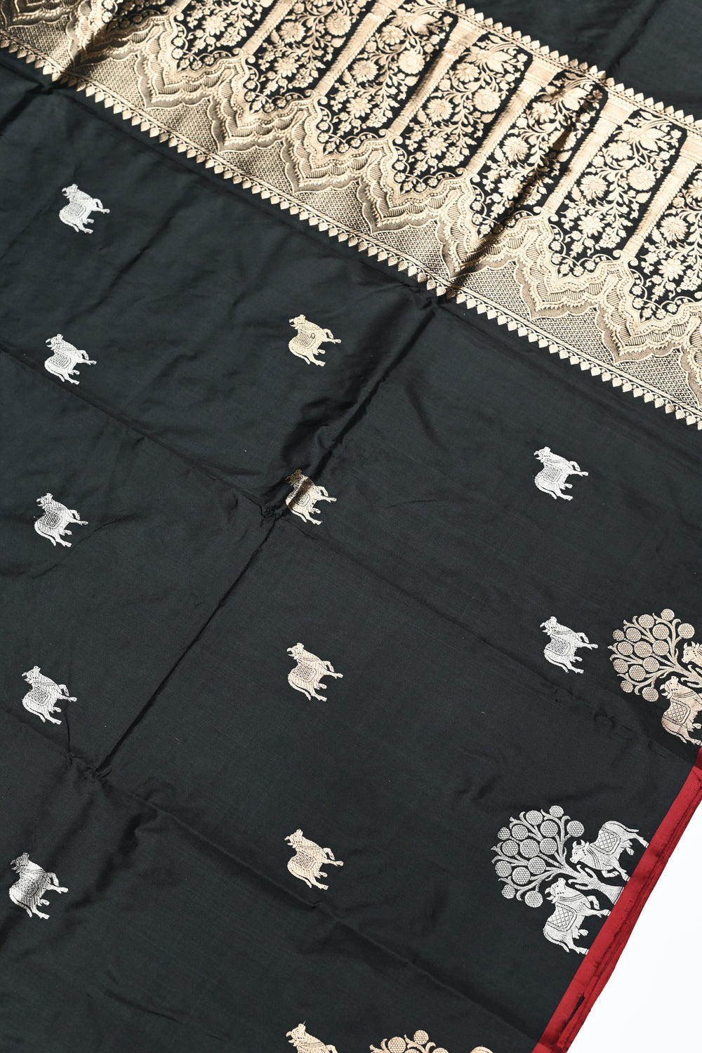 Handwoven Black Motif Banarasi katan Silk Saree