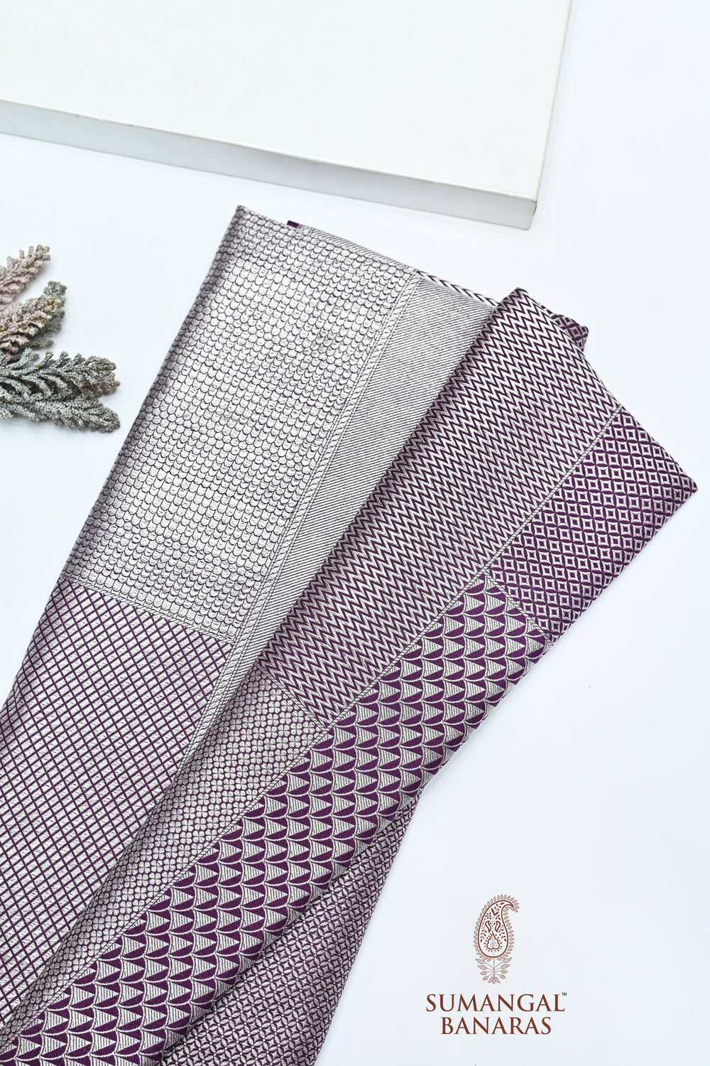 Handwoven Lavender-purple Banarasi Katan Silk Saree
