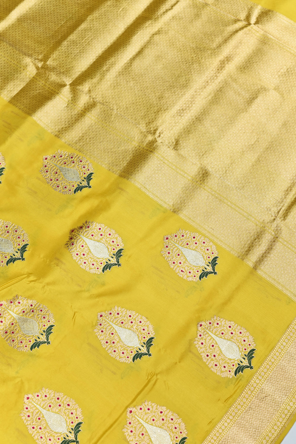 Handwoven Yellow Meenakari Motif Banarasi Katan Silk Saree