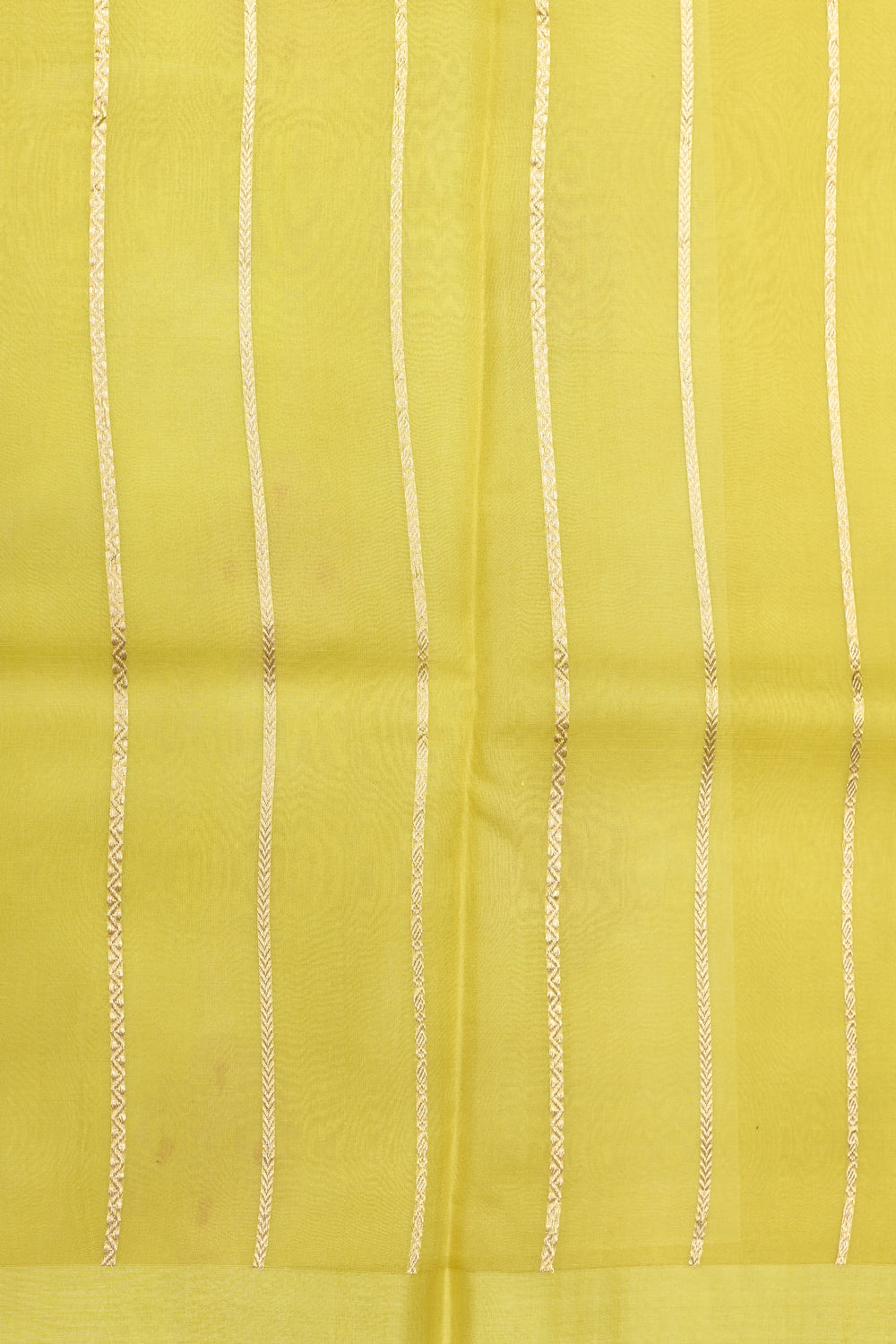 Butter Yellow Motif Breezy Organza Handwoven Banarasi Saree