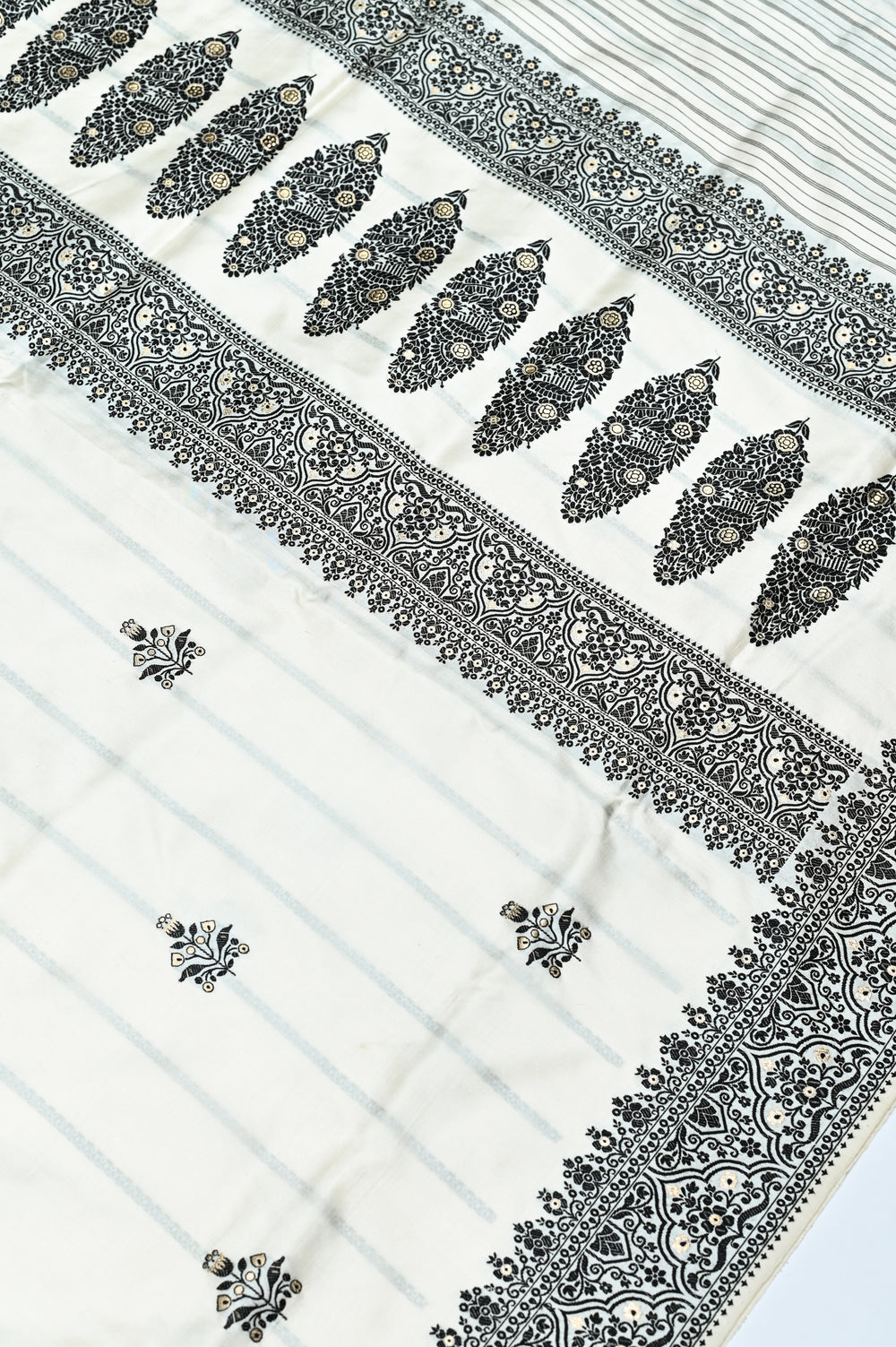 Handwoven White Banarasi Katan Silk Saree