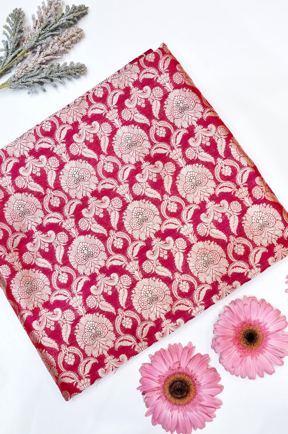 Magenta Pink Meenakari Katan Silk Handwoven Banarasi Thaan