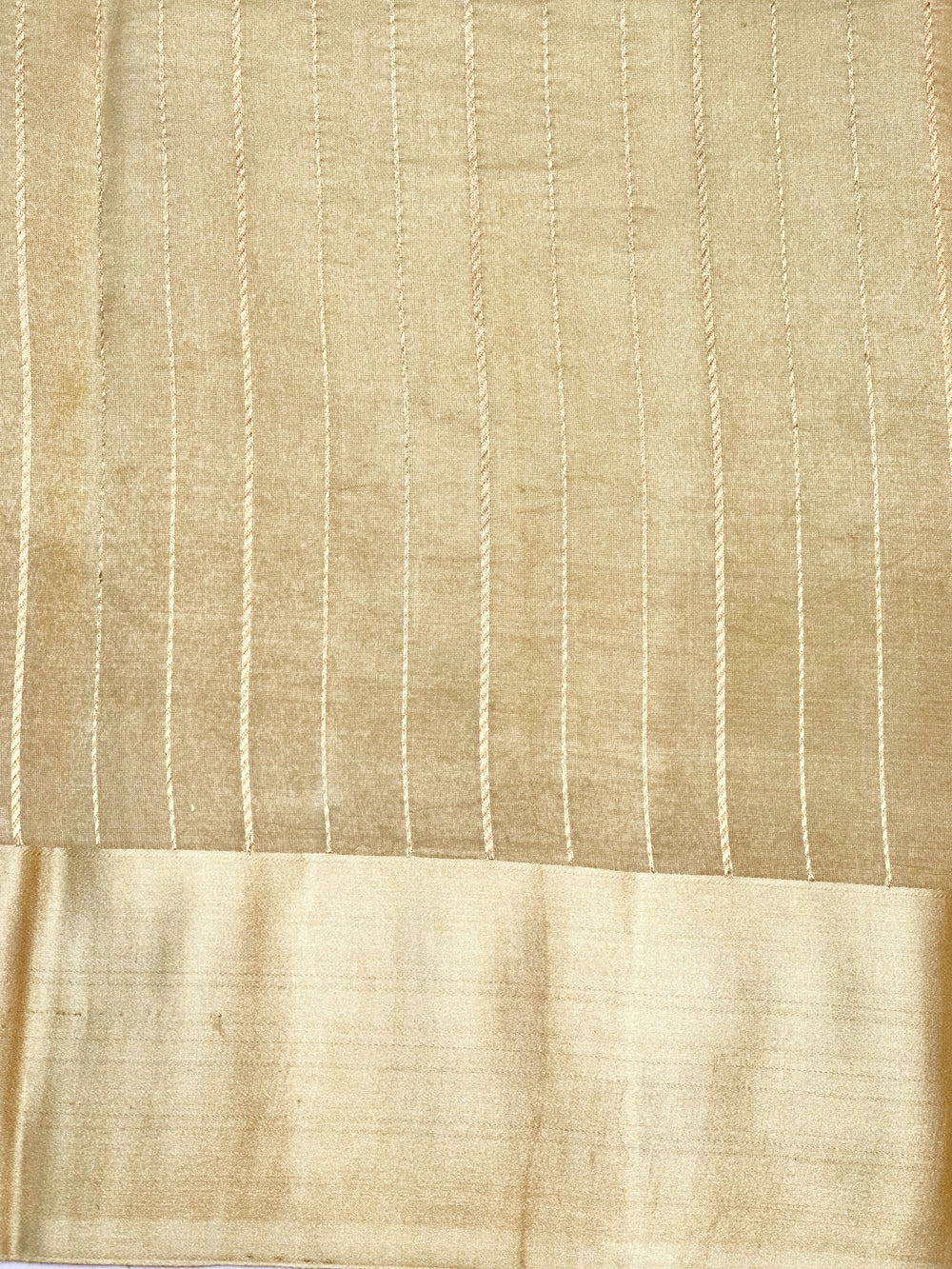Beidge Tan Motif Katan Silk Handwoven Banarasi Saree