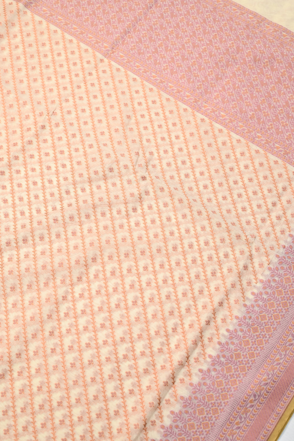 Pink Booti Cotton Blended Saree