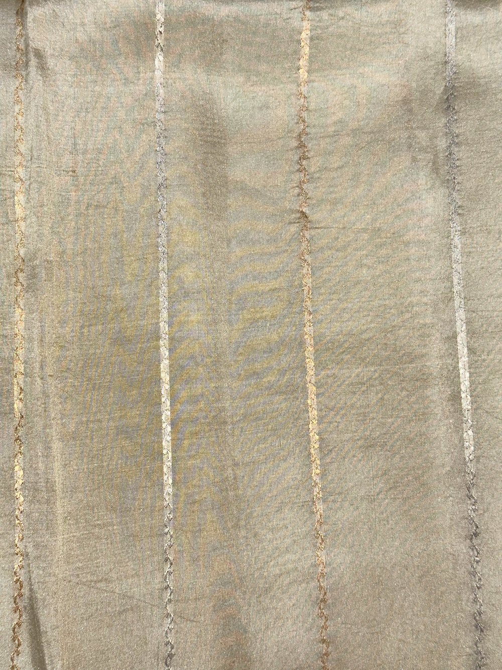 Frost White Motif Katan Silk Handwoven Banarasi Saree