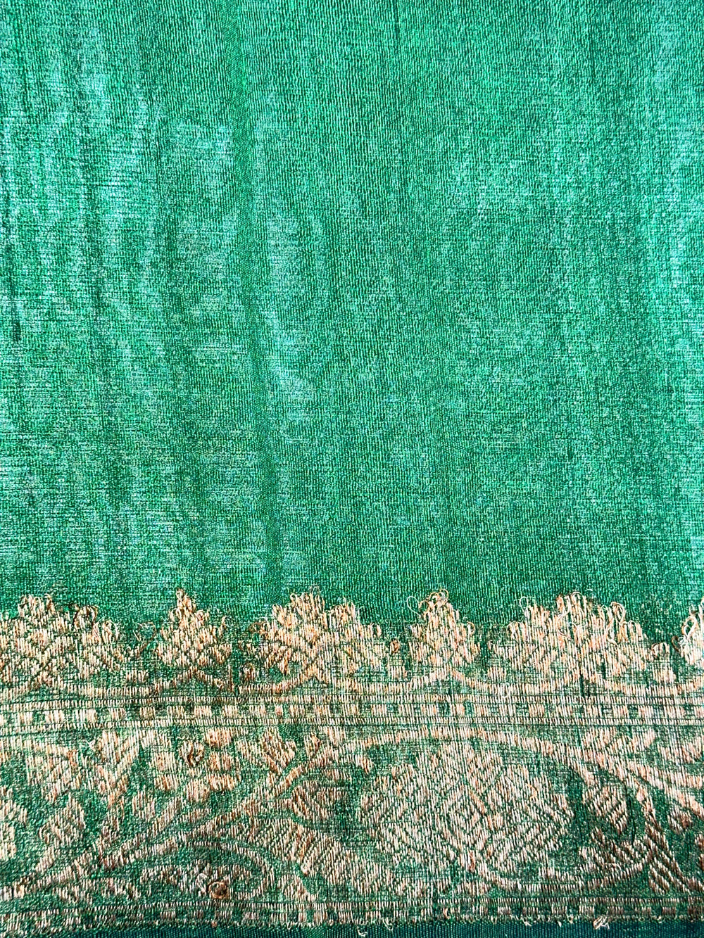 Powder White Antique Zari Tussar Silk Handwoven Banarasi Saree