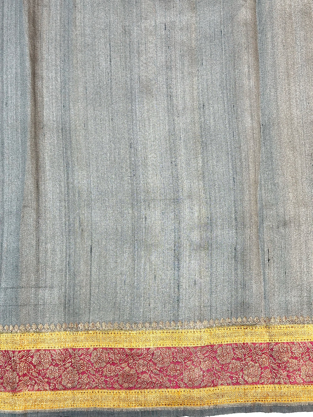 Pearl White Booti Tussar Silk Handwoven Banarasi Saree