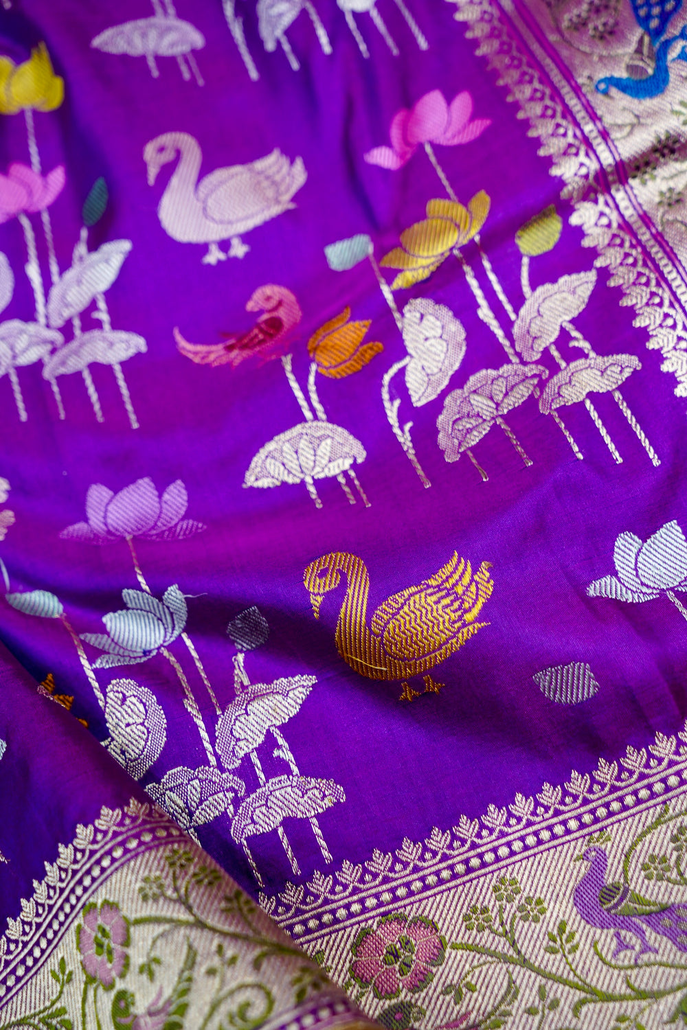 Violet Purple Shikargah Katan Silk Handwoven Banarasi Saree