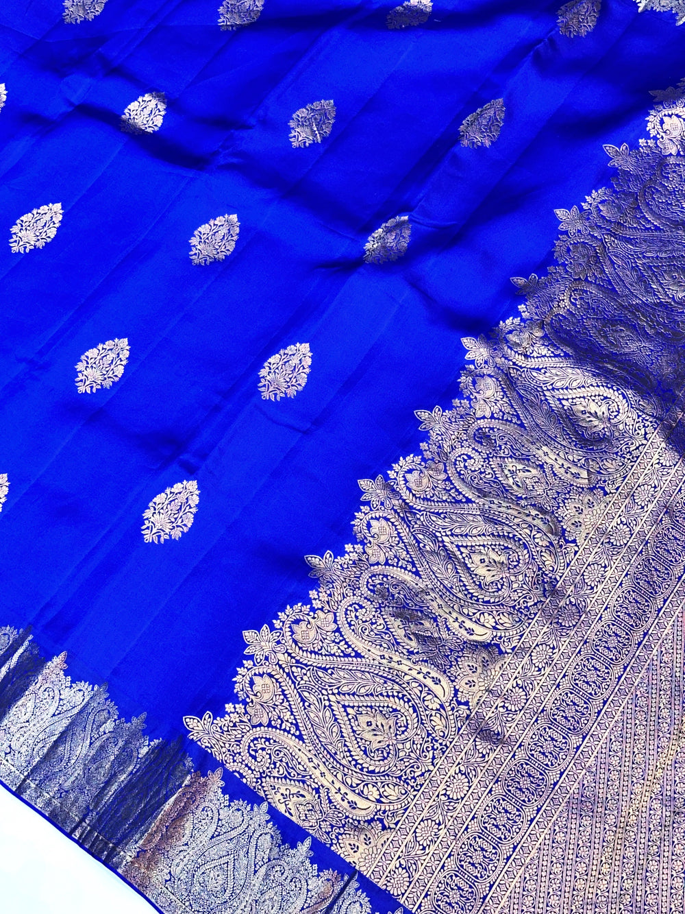 Azure Blue Motif Katan Silk Kanjivaram Saree