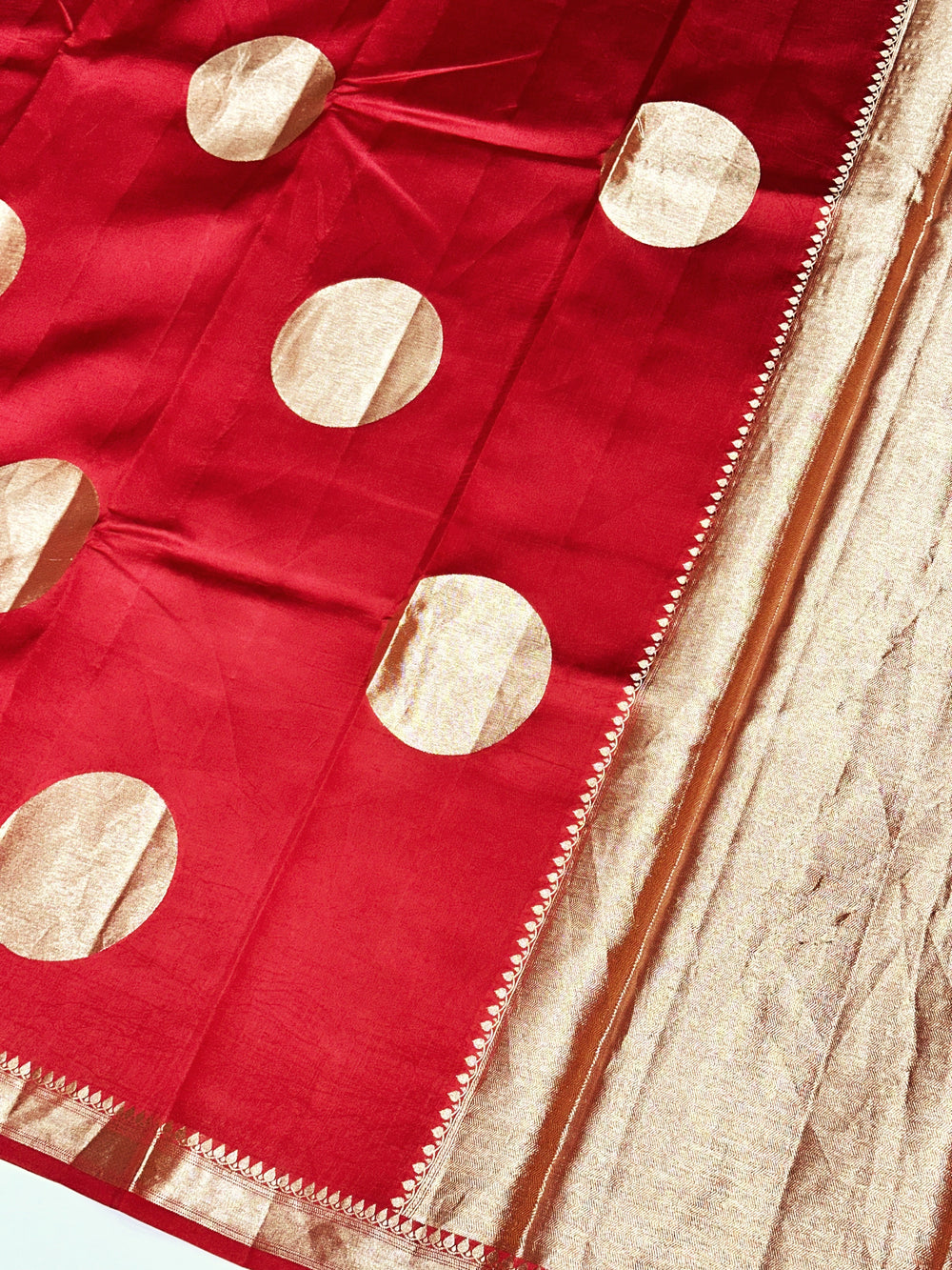 Crimson Red Motif Soft Silk  Handwoven Banarasi Saree