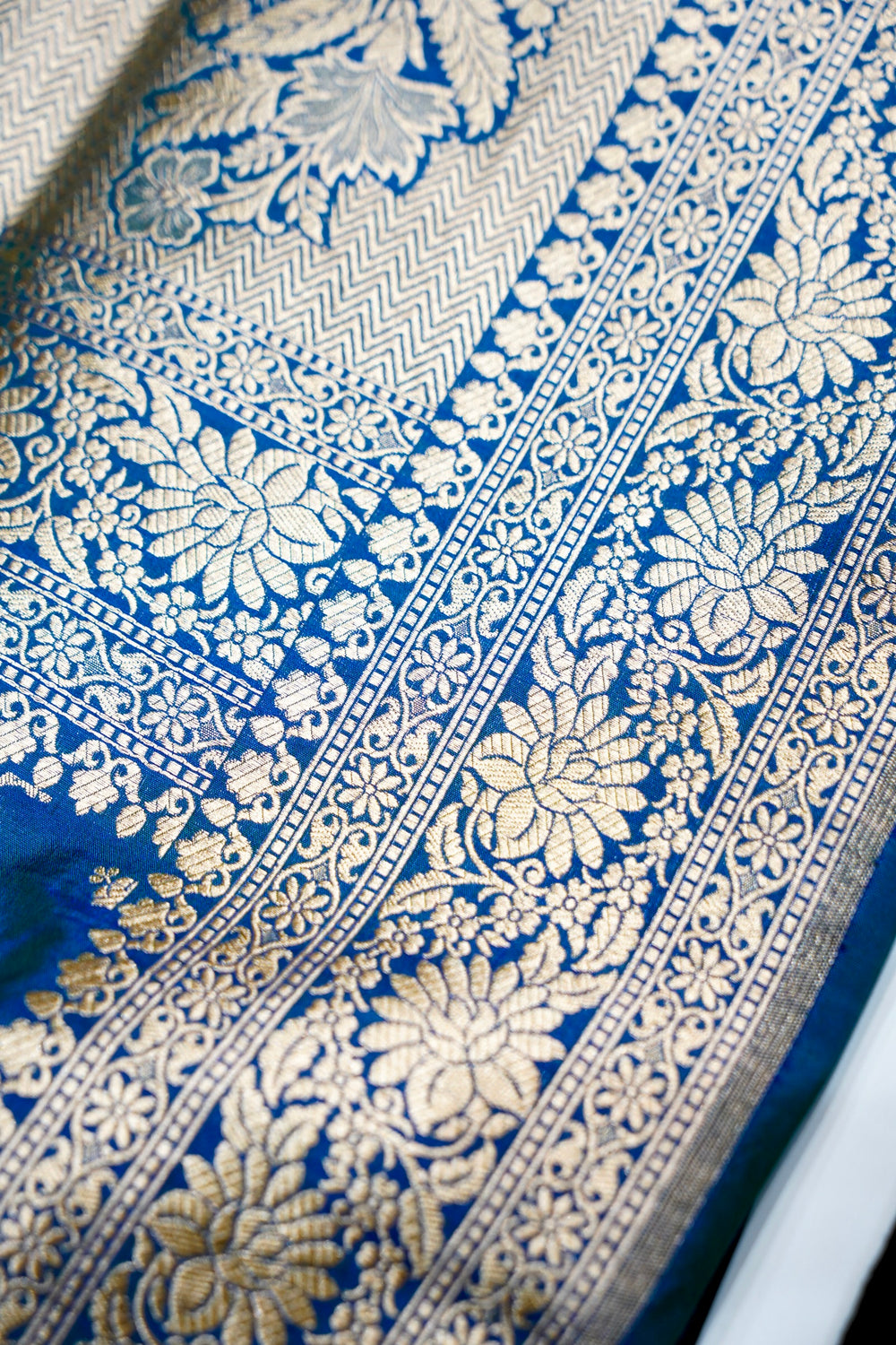 Turquoise Blue Ambi Katan Silk Handwoven Banarasi Saree