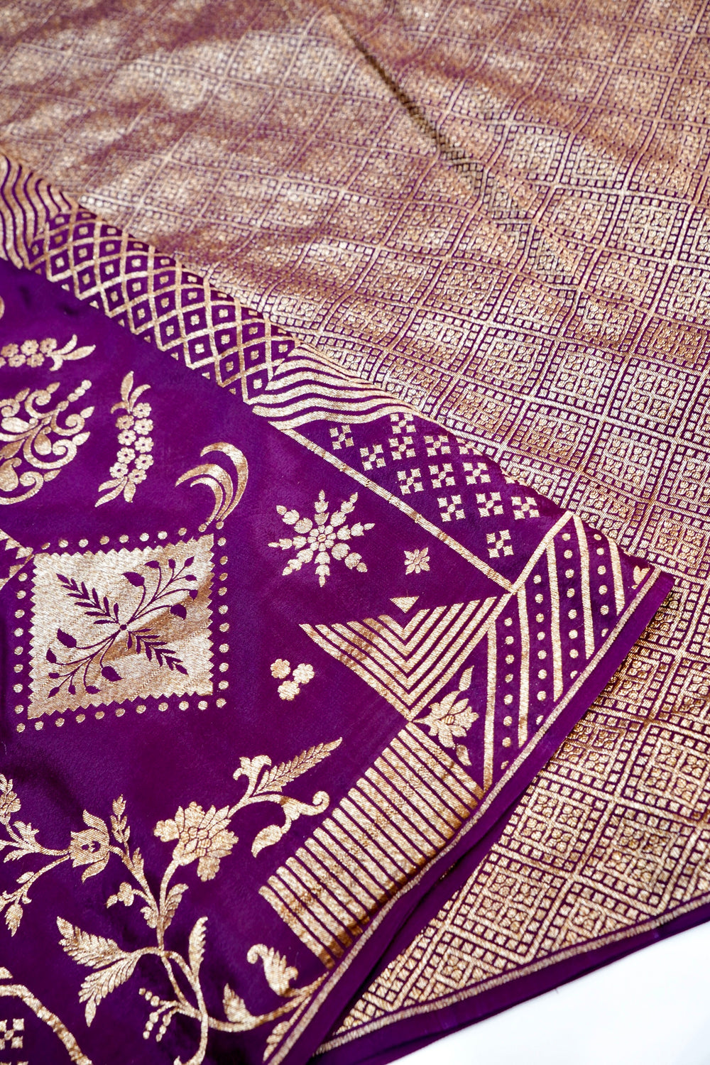 Wine Purple Geometric Crepe  Handwoven Banarasi Saree
