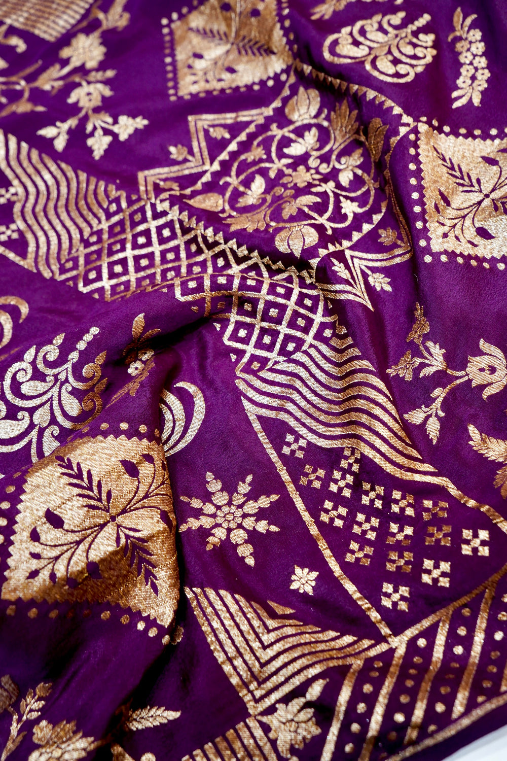 Wine Purple Geometric Crepe  Handwoven Banarasi Saree