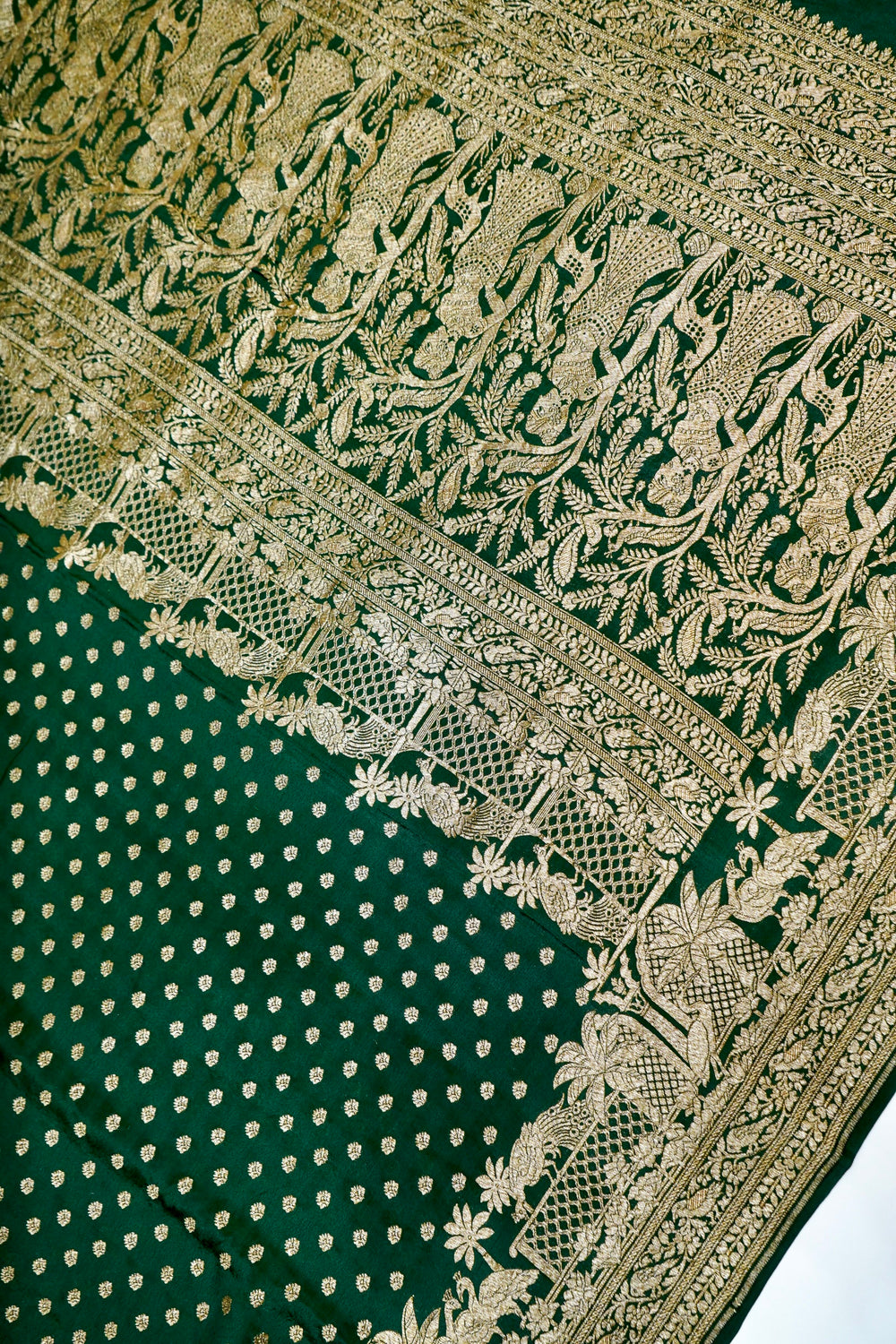 Pine Green Booti Crepe  Handwoven Banarasi Saree