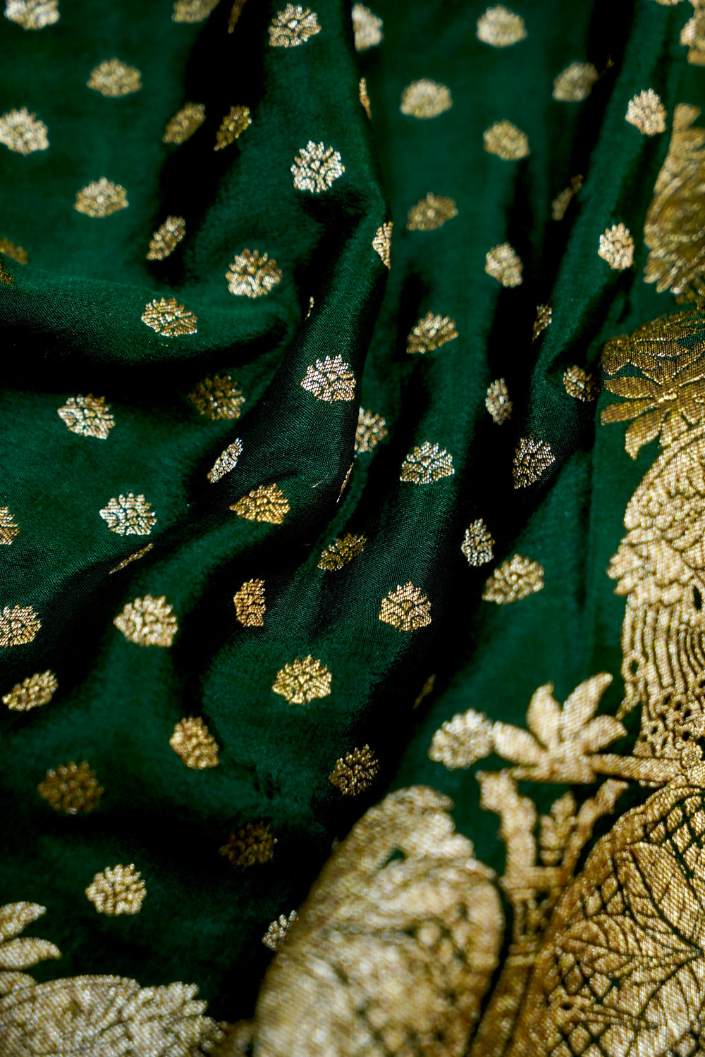 Pine Green Booti Crepe  Handwoven Banarasi Saree