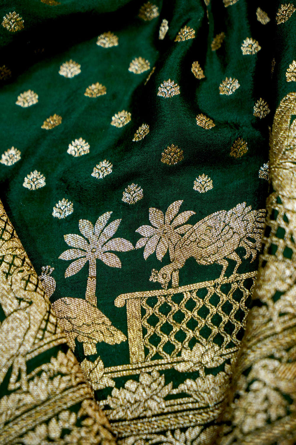 Pine Green Booti Crepe  Handwoven Banarasi Saree