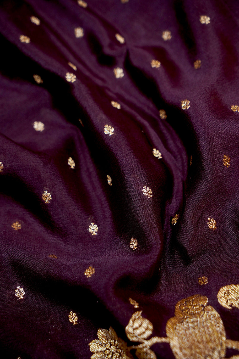 Wine Purple Booti Crepe  Handwoven Banarasi Saree