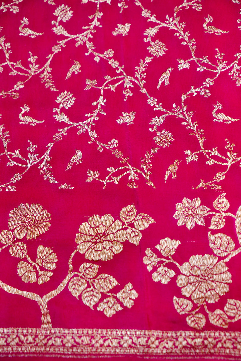 Magenta Pink Booti Crepe  Handwoven Banarasi Saree