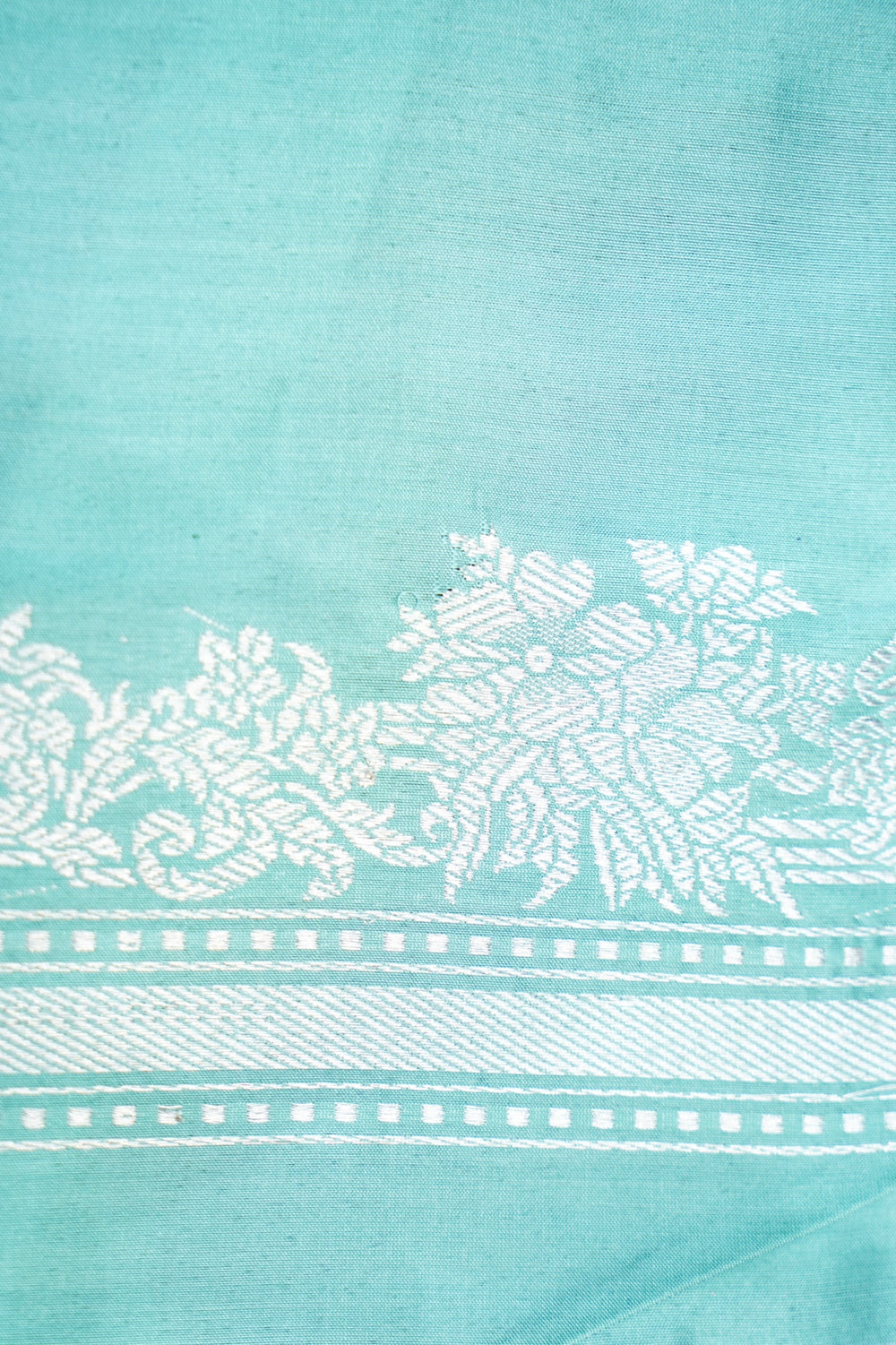 Orchid Purple Motif Katan Silk Handwoven Banarasi Saree